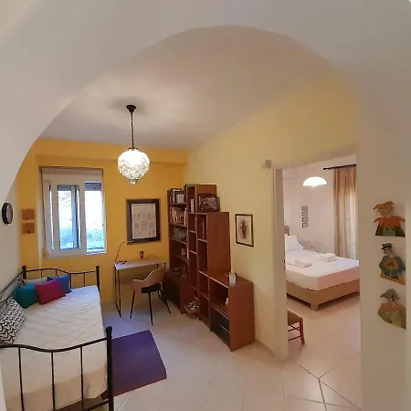 Saxophone House Seaview Family Réthimno